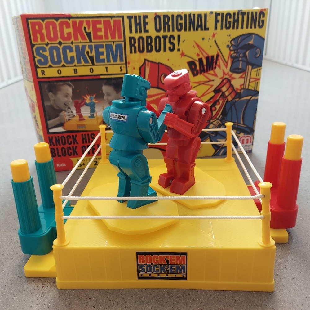 Rock 'Em Sock 'Em Robots